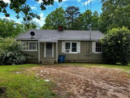 featured image of 72 Pelham Hts