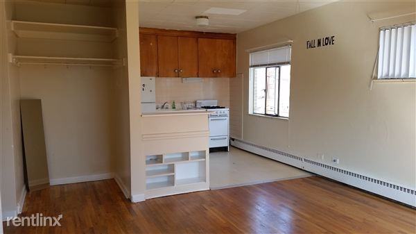 Logan Manor - Photo 3 of 10