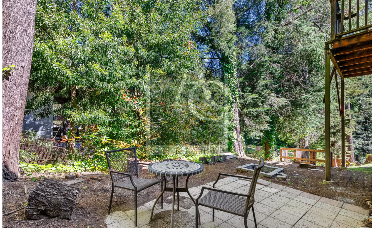 114 Sawyer Circle - Photo 3 of 11