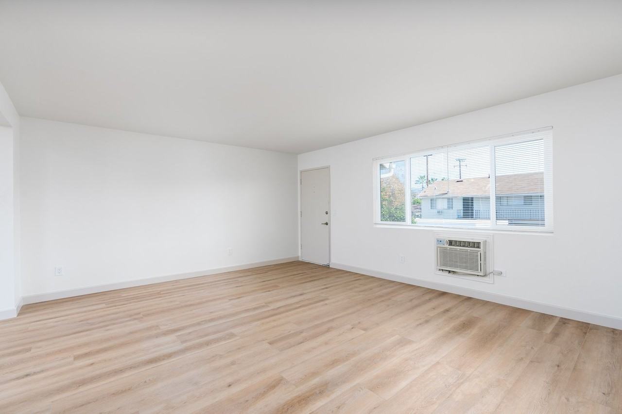 18221 Mandarin Lane - Photo 2 of 12