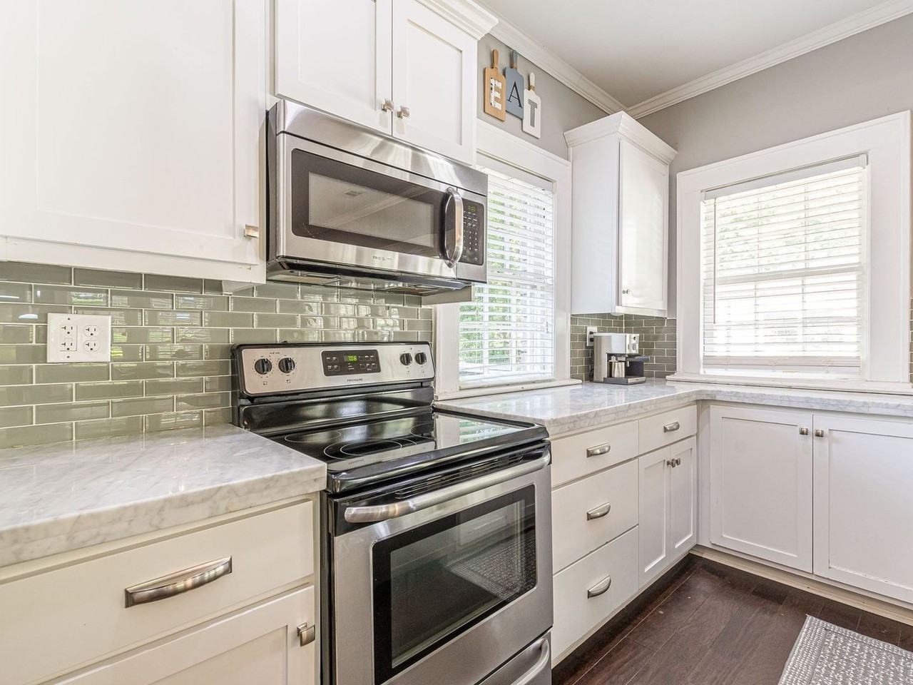 1847 Walker Ave - Photo 3 of 50