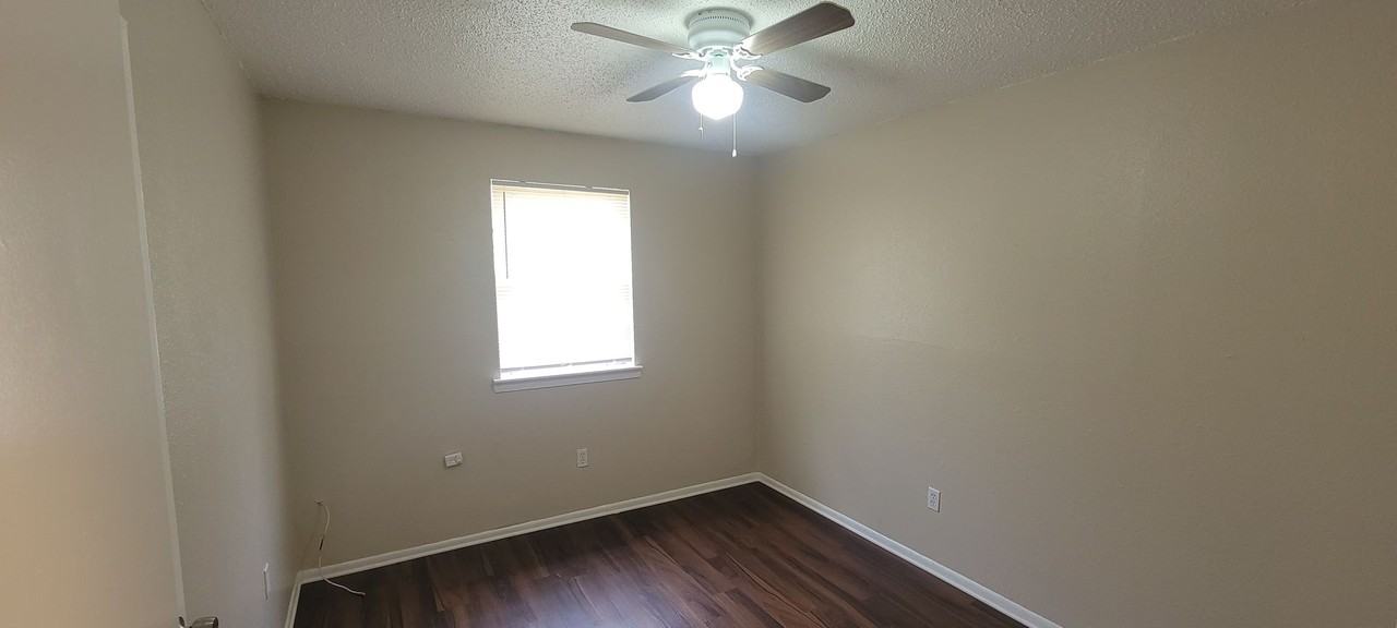 3019 Aspin Dr - Photo 7 of 10