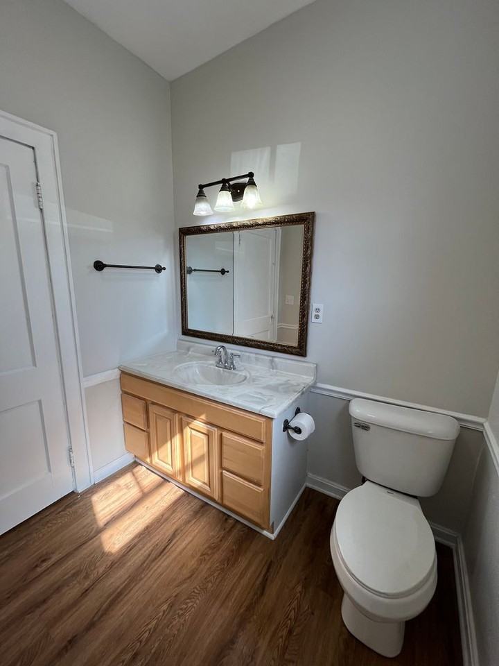4 Waterworks Rd - Photo 2 of 12