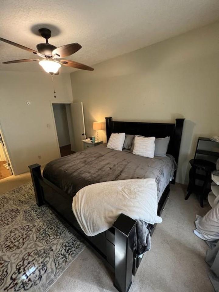 7700 San Benito St Nw - Photo 3 of 5