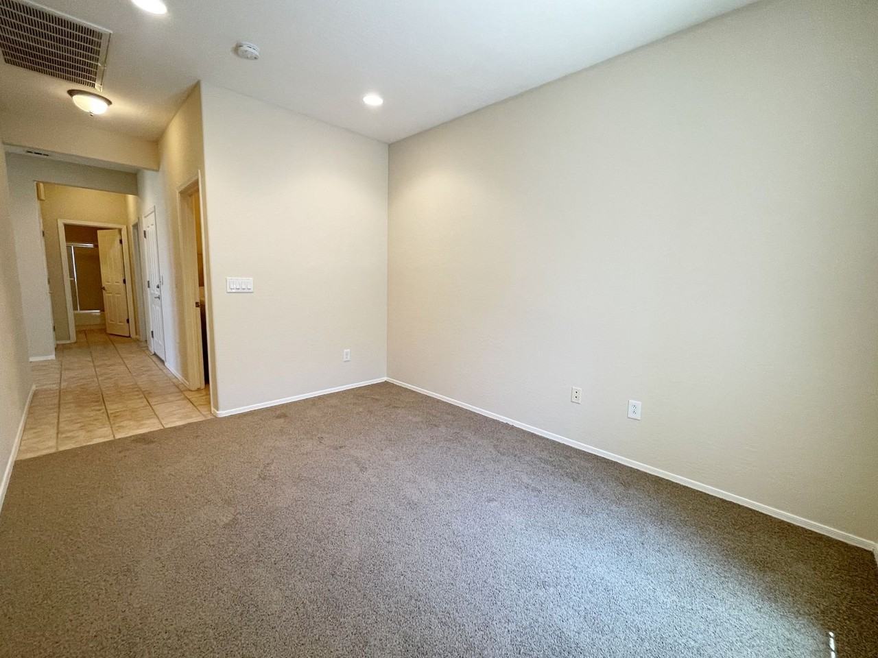 2313 Hydrus Ave - Photo 3 of 36