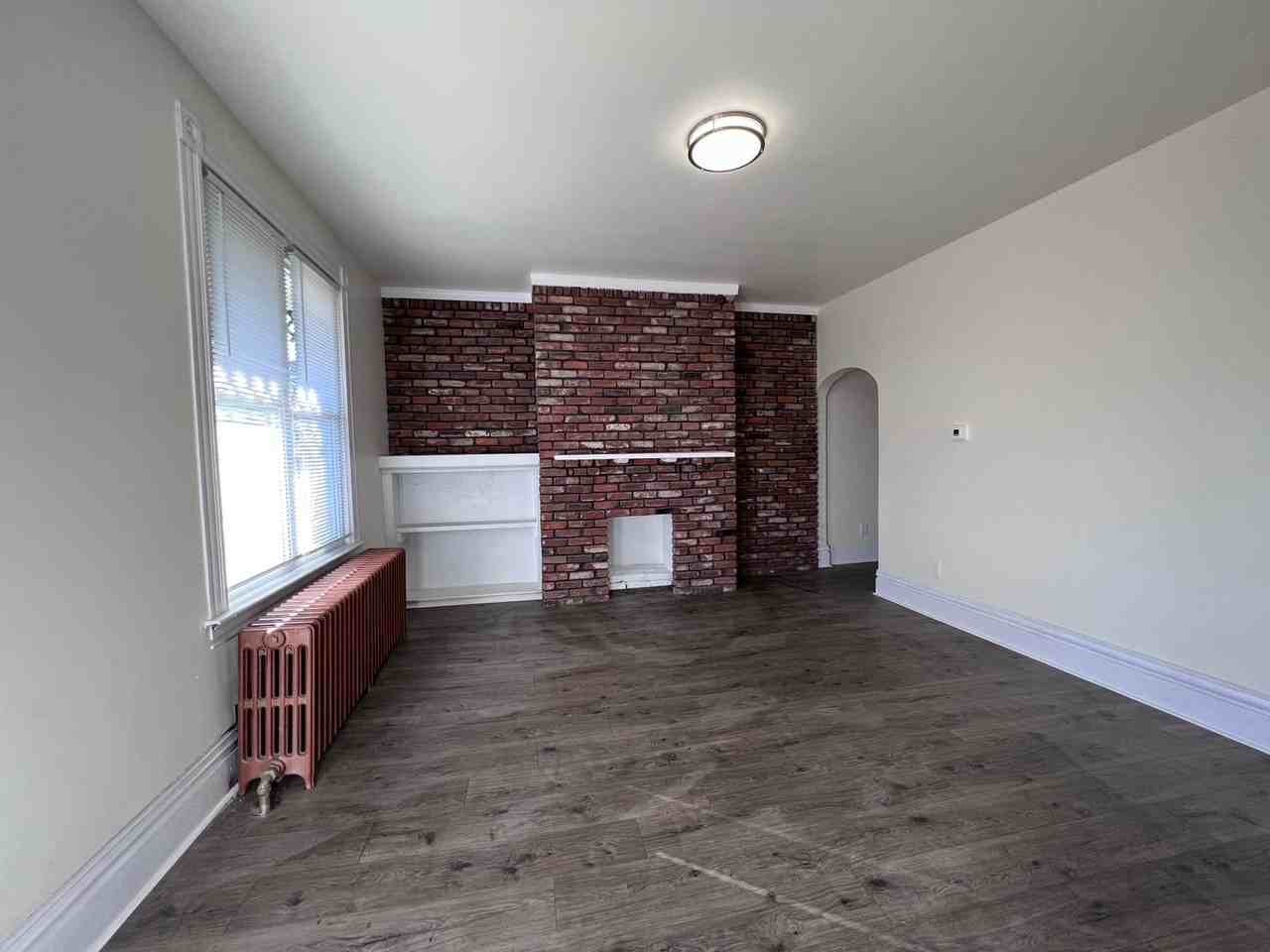 2513 Spring St - Photo 7 of 27