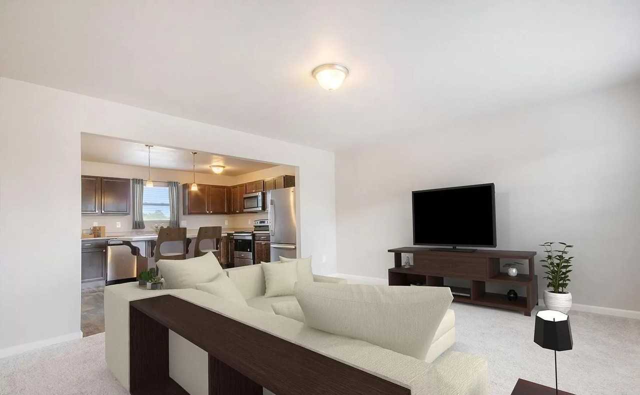 16524 Bedington Dr - Photo 6 of 20