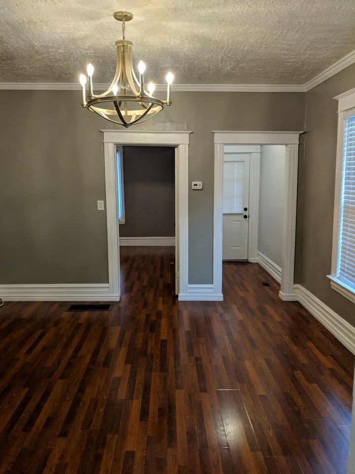 750 S 900 W - Photo 3 of 19