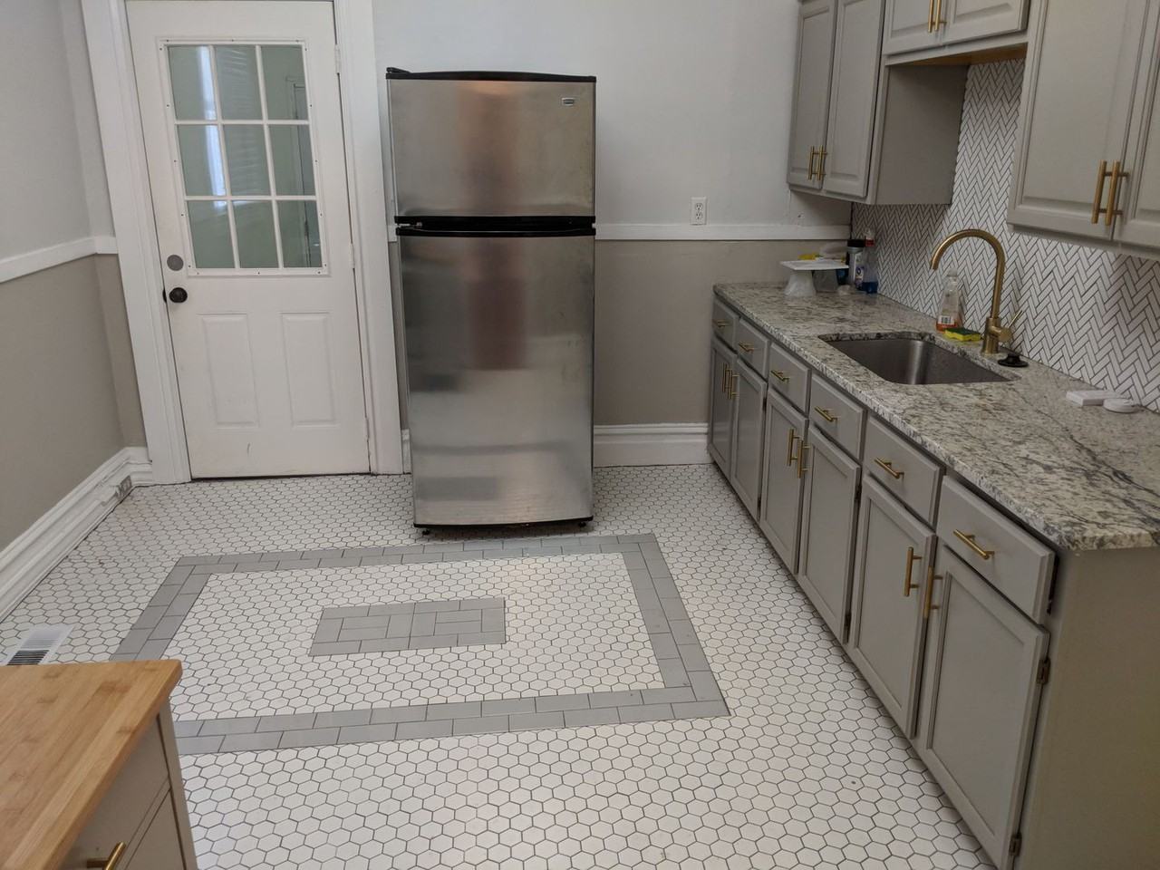 750 S 900 W - Photo 5 of 19