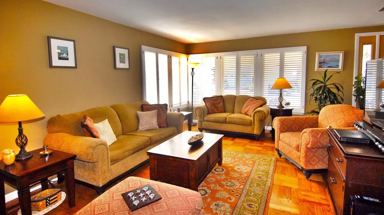 136 Merced Dr - Photo 4 of 24