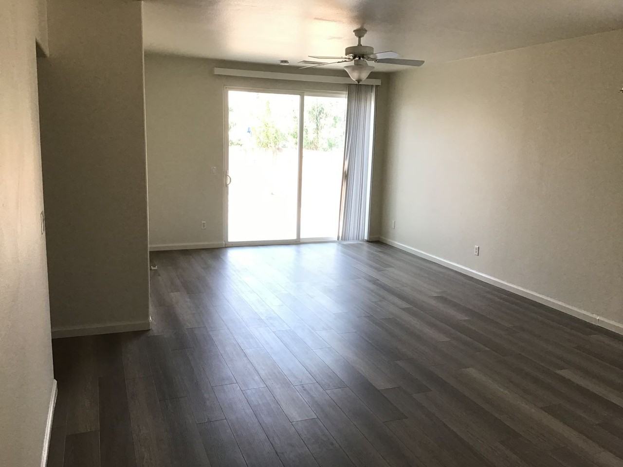 107 Calvert St - Photo 2 of 12