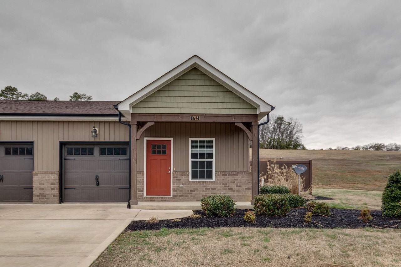 1686 Mccleary Bend Rd - Photo 2 of 14