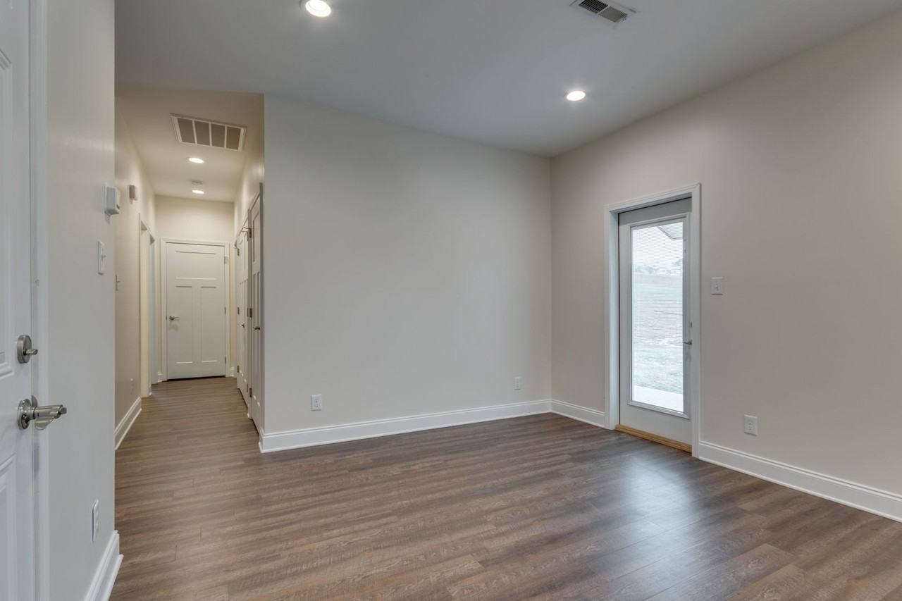 1686 Mccleary Bend Rd - Photo 5 of 14