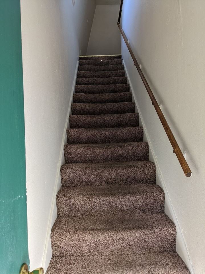 N. Collier St Apts - Photo 2 of 19