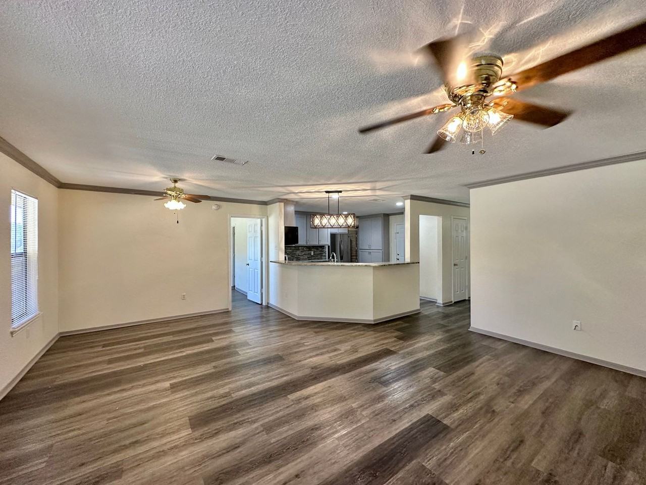 108 Meadowlake Lane - Photo 6 of 29