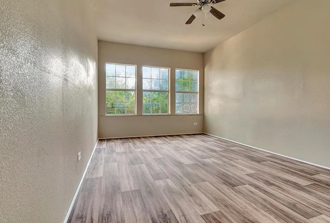 511 Wood Lawn Street - Photo 5 of 7