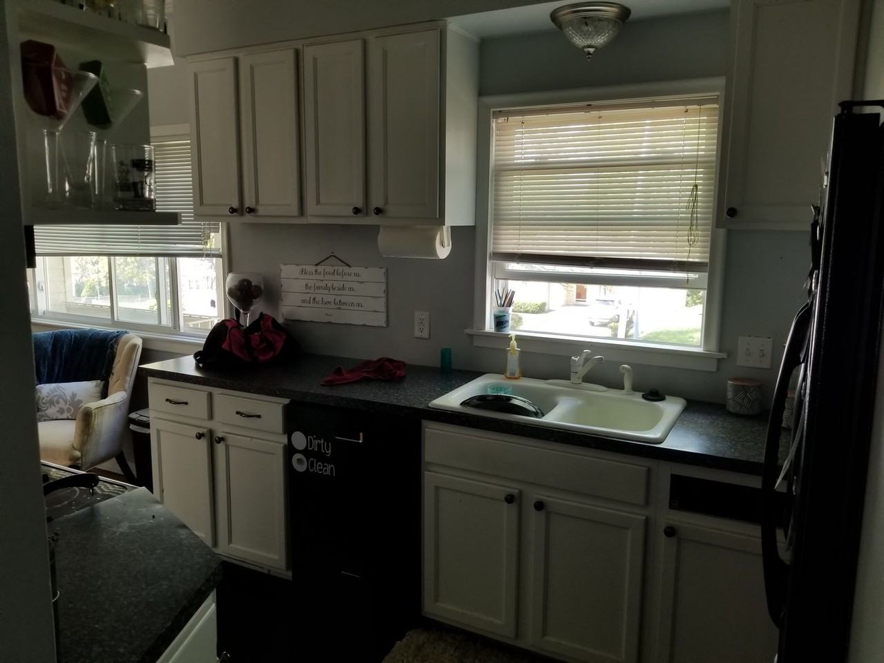 909 S 68th St - Photo 5 of 14