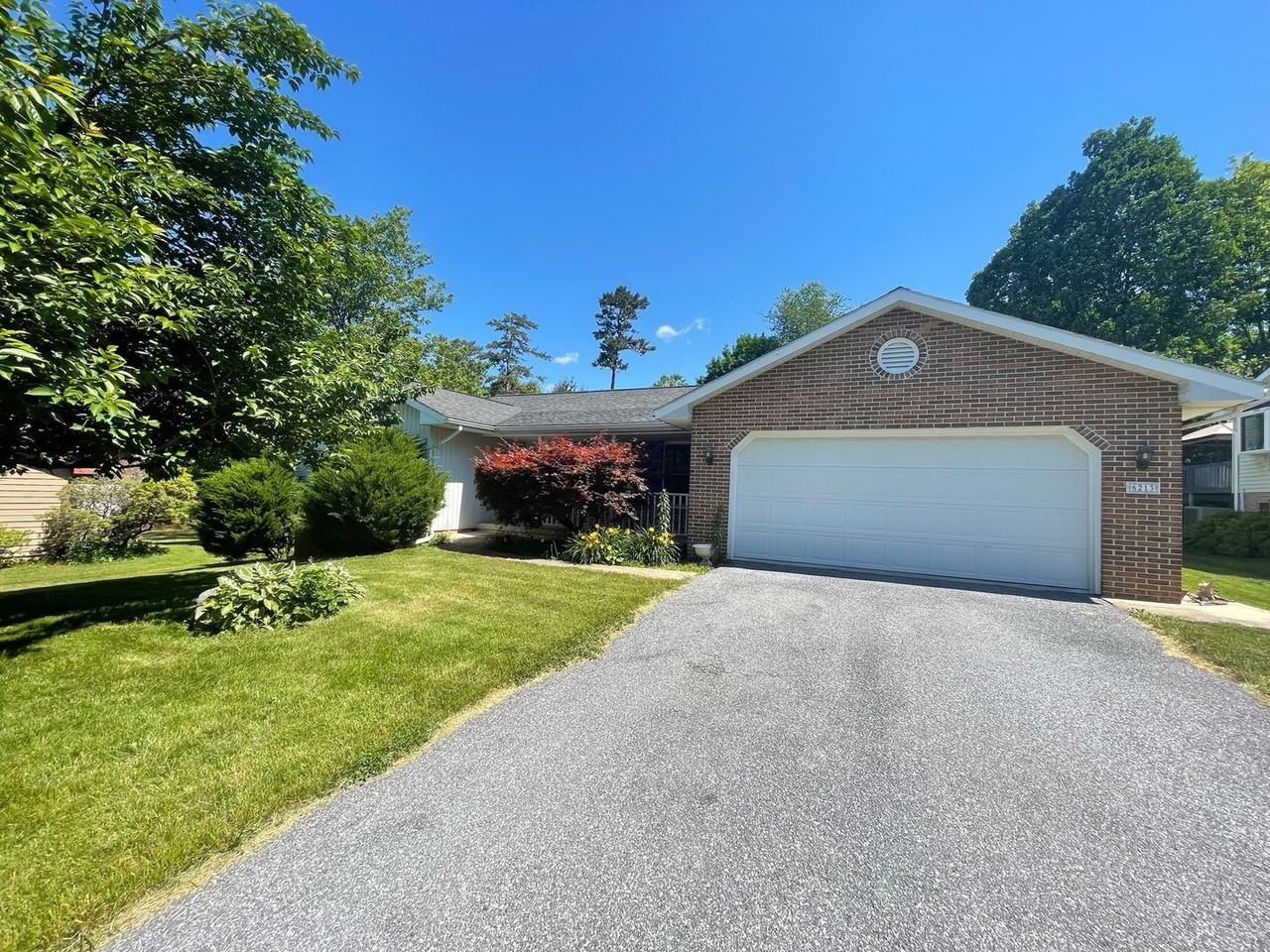 6213 Greenbriar Ter - Photo 2 of 31