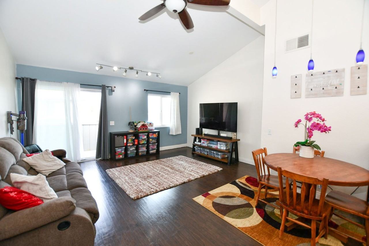 5232 Longfellow Way - Photo 2 of 15