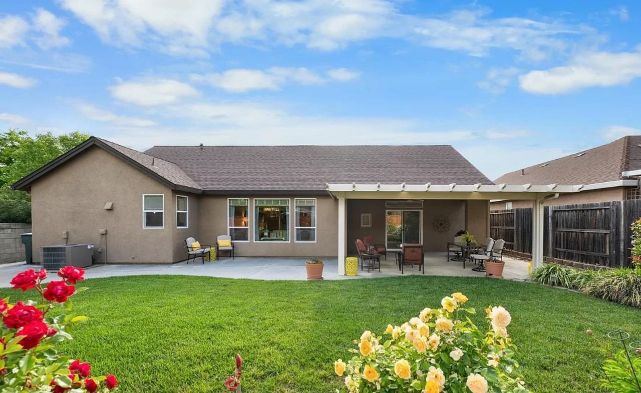 699 Casa Buena St - Photo 3 of 3