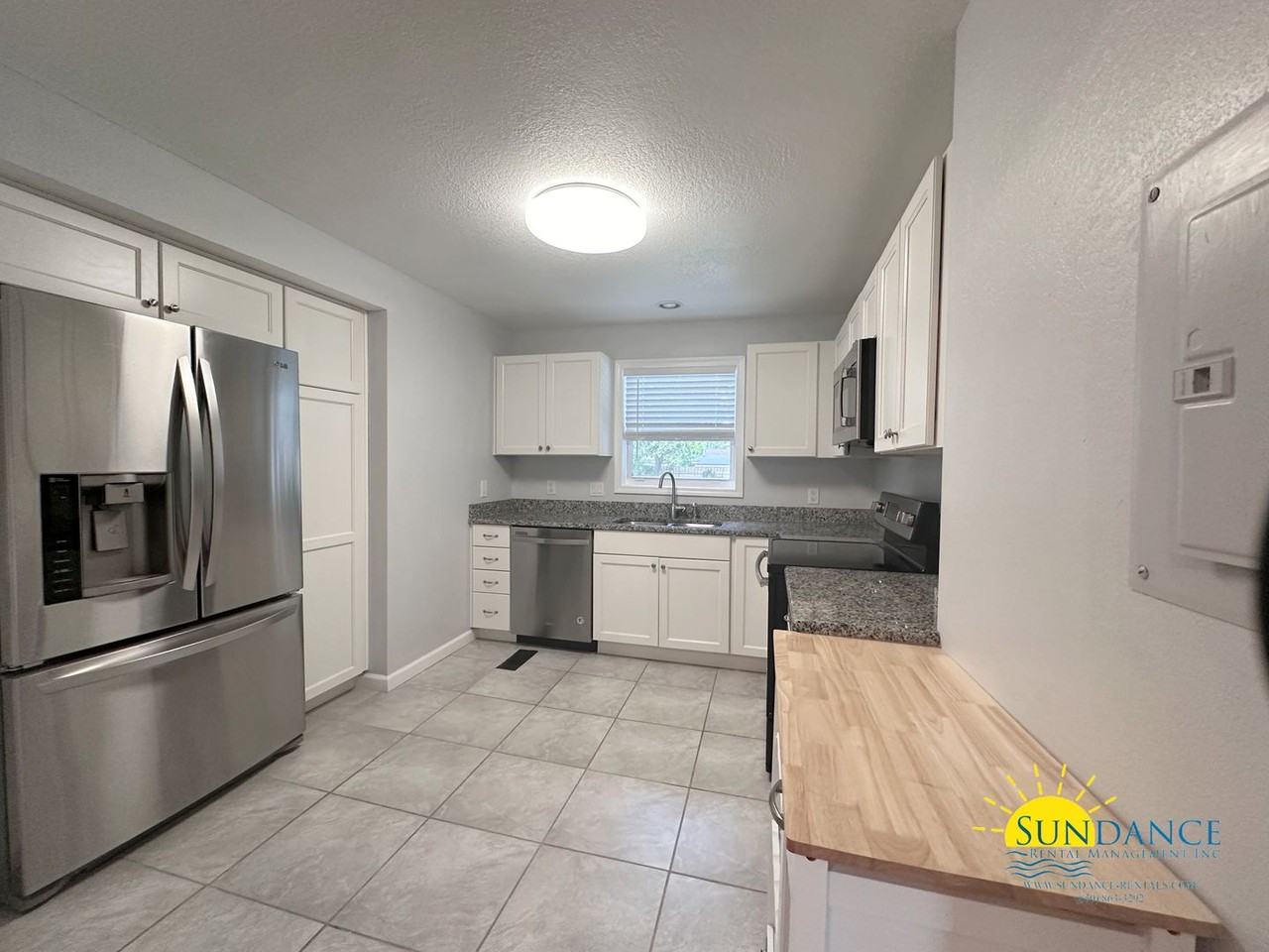 166 Rainbow Dr Nw - Photo 4 of 16