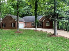 featured image of 5035 Hamptons Club Dr