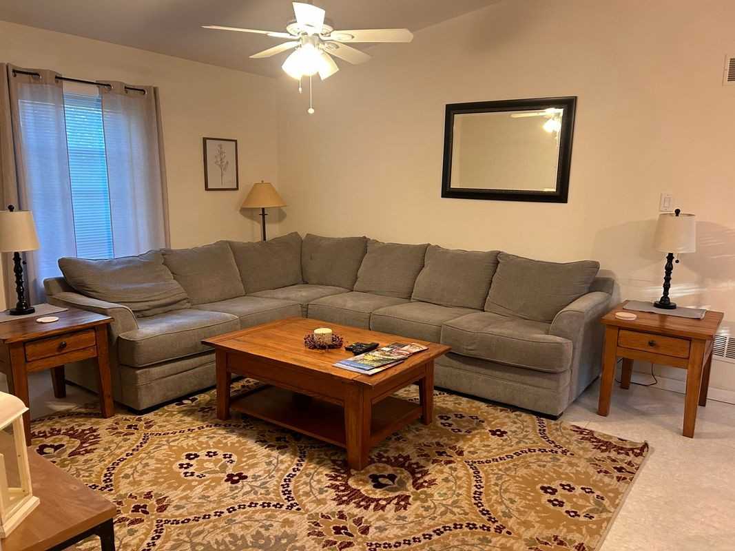 1982 New York 203 - Photo 3 of 11