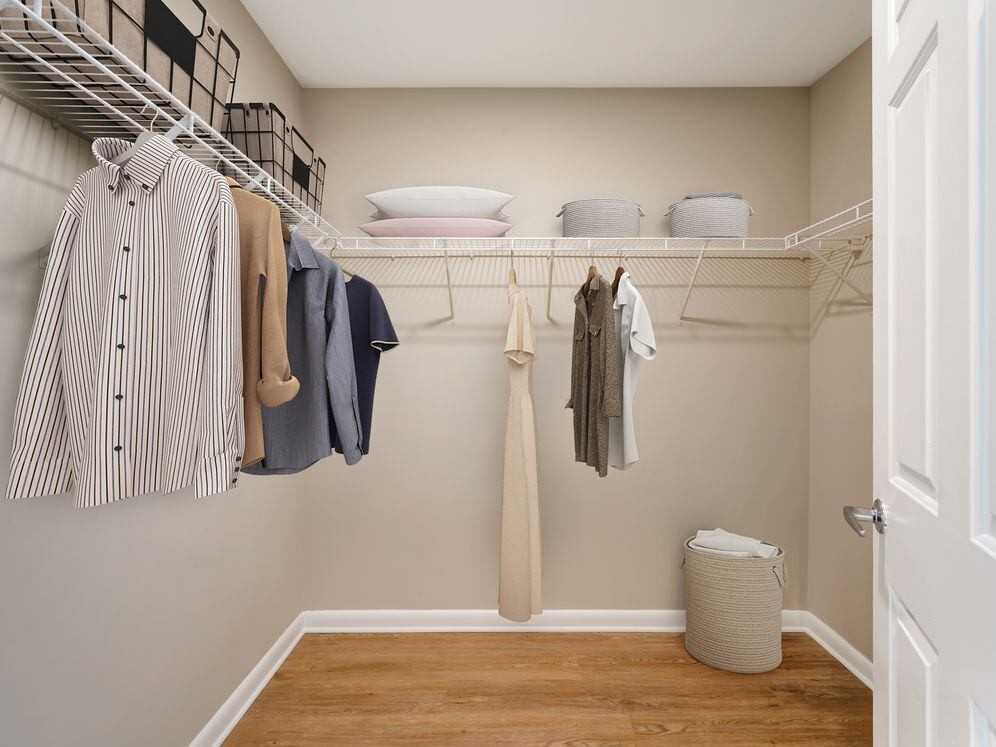 Avalon Clarendon - Photo 4 of 34