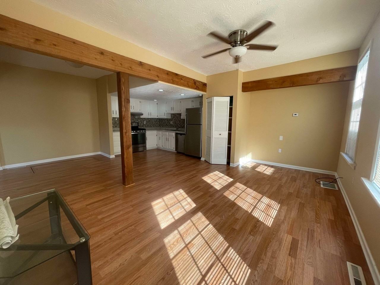 2820 Bridge Avenue #B - Photo 3 of 18