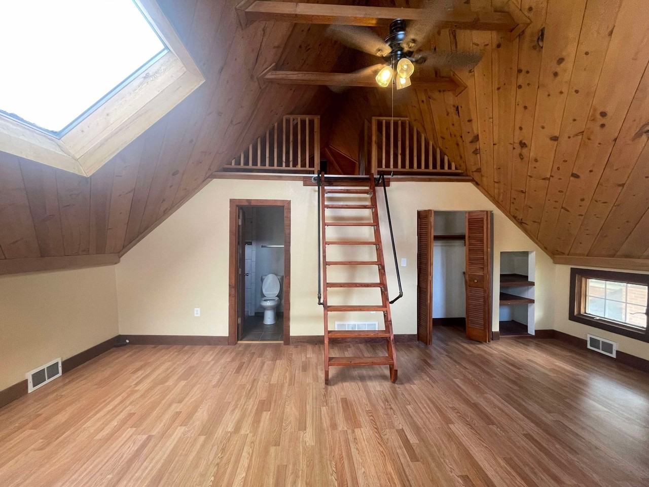 2820 Bridge Avenue #B - Photo 6 of 18