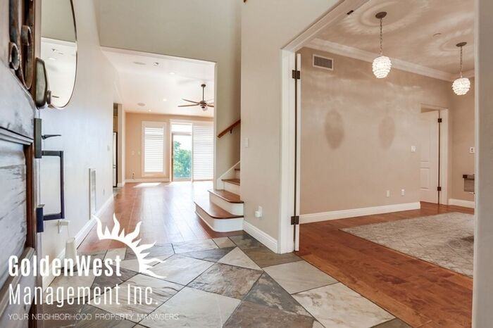 12443 Mirar De Valle - Photo 2 of 27