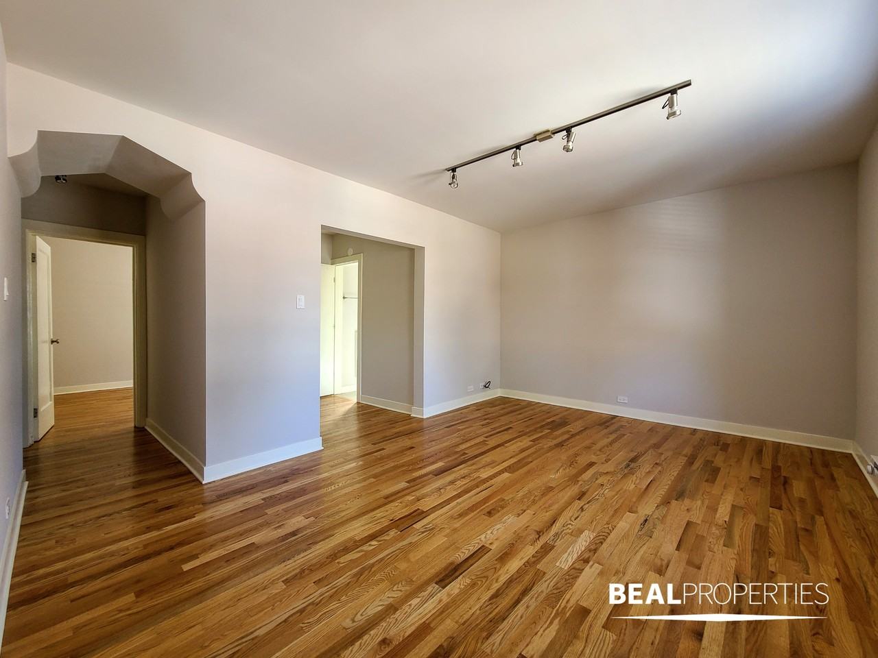 2420 North Kedzie Boulevard - Photo 3 of 10