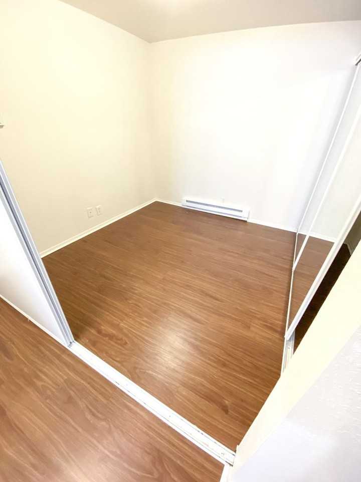 Harvard House - Photo 5 of 19