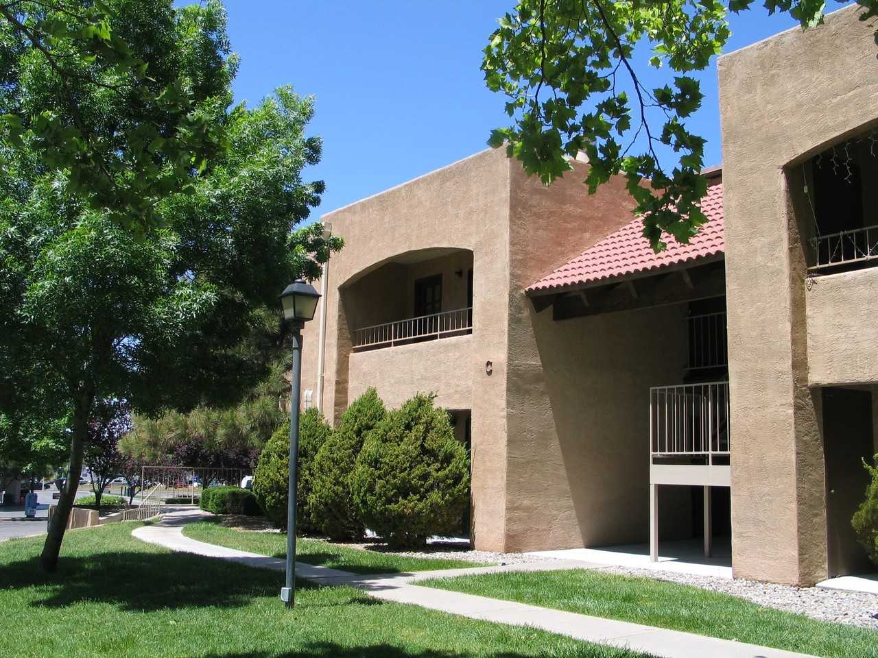 Academy Square - Photo 4 of 36