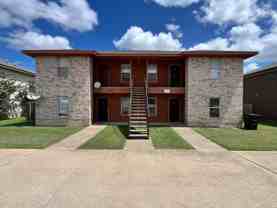 1007 Circle M Dr #C - Photo 1 of 1