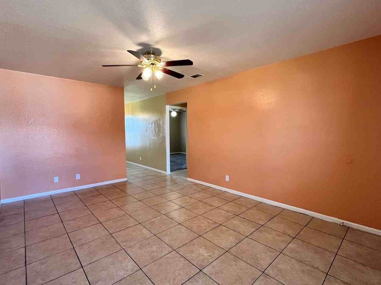 1007 Circle M Dr #C - Photo 3 of 17