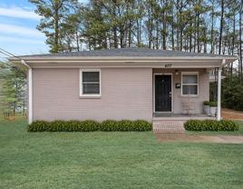 Charming Renovated Duplex - Photo 1 of 1