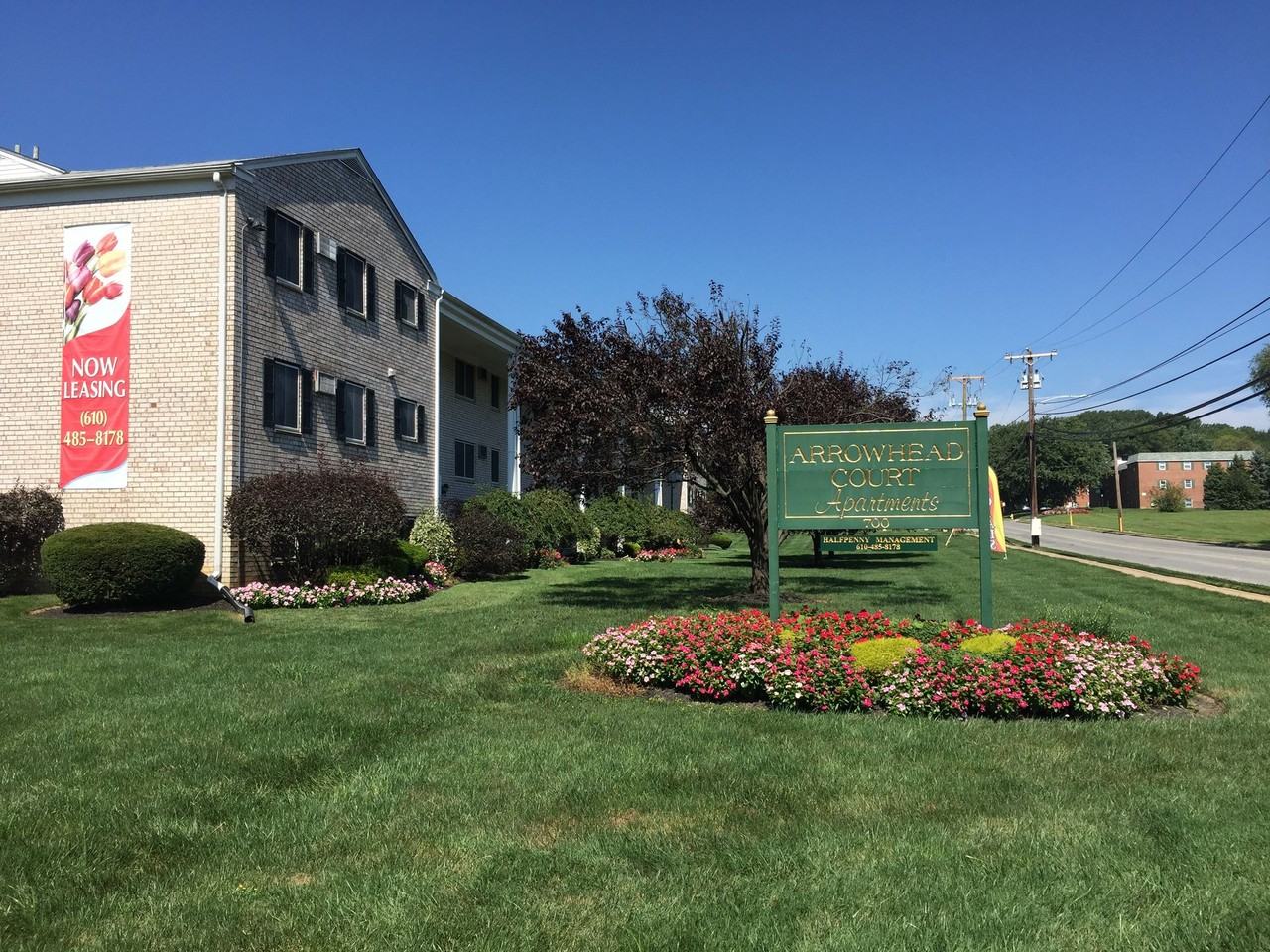Arrowhead Court Apartments - Photo 3 of 27