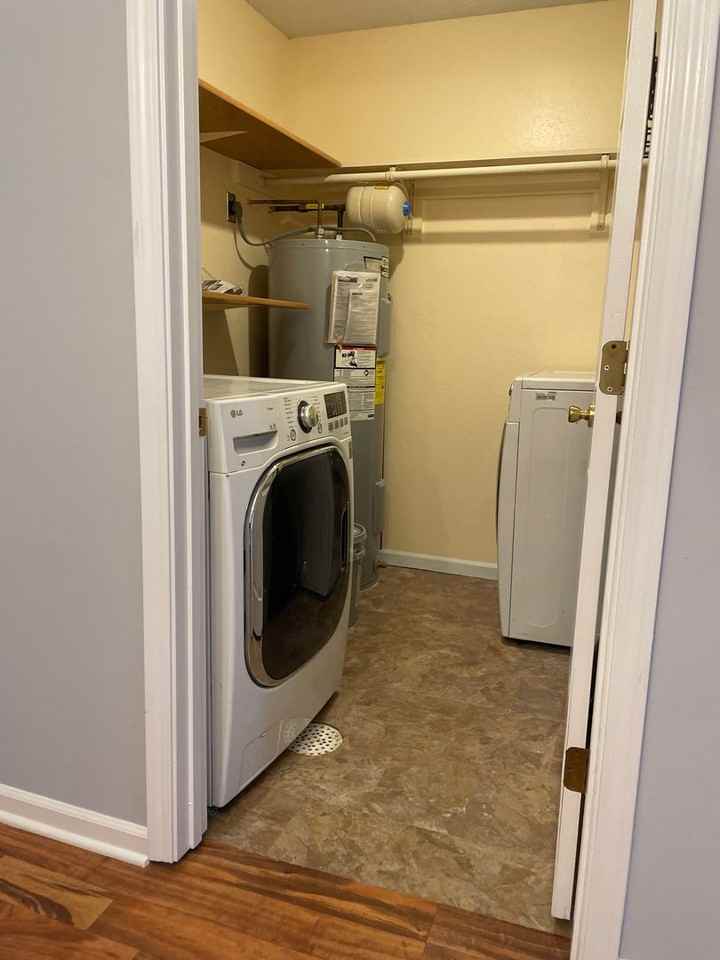106 E Green Meadows Rd - Photo 5 of 17