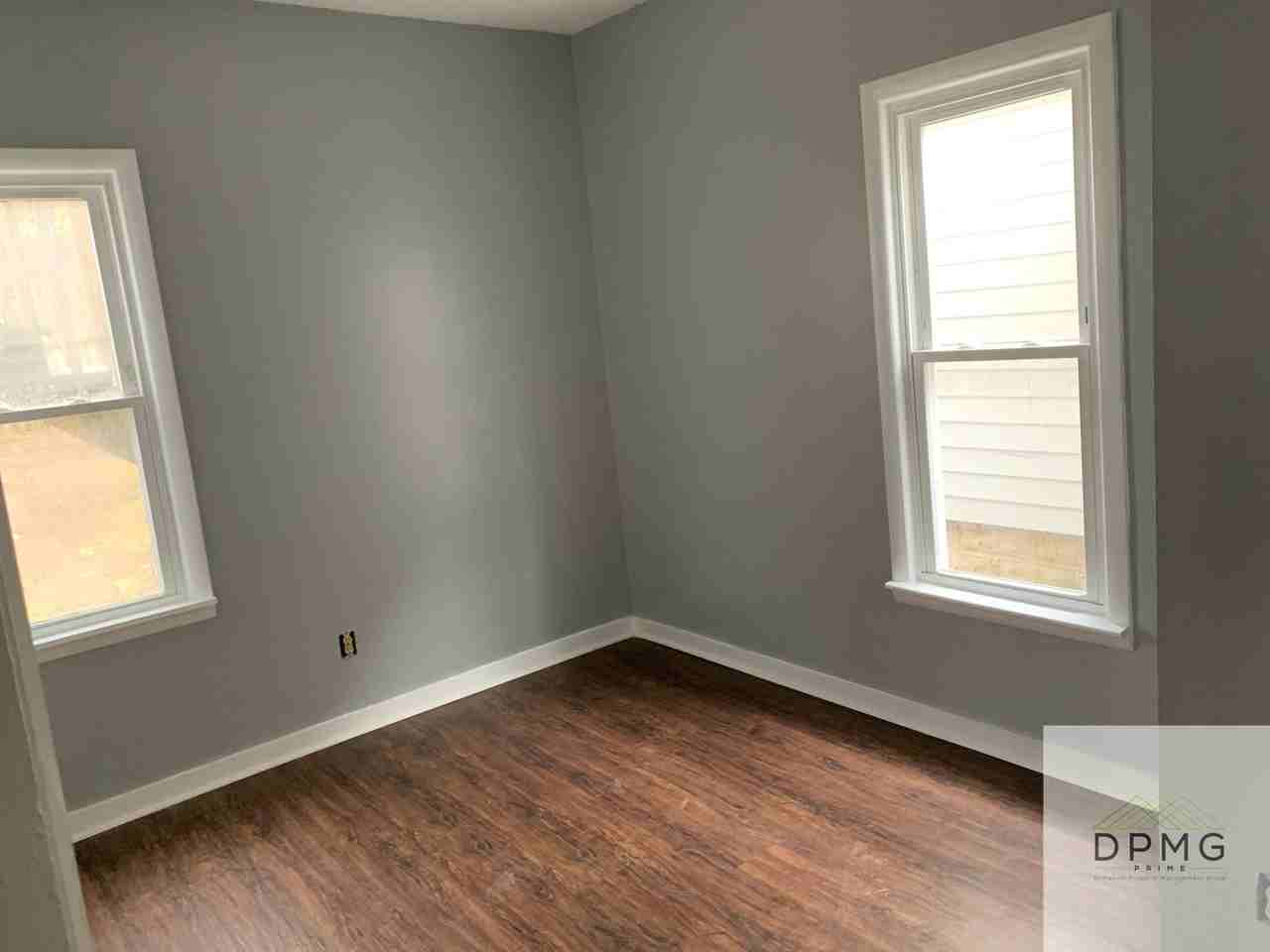 129 S Hosmer St #2 - Photo 4 of 7