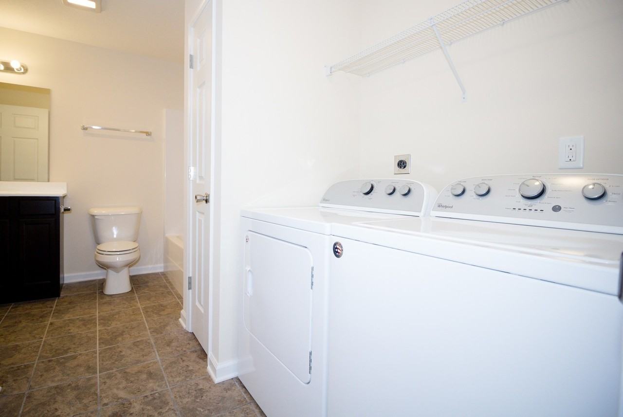 122 Bane Place - Photo 3 of 8