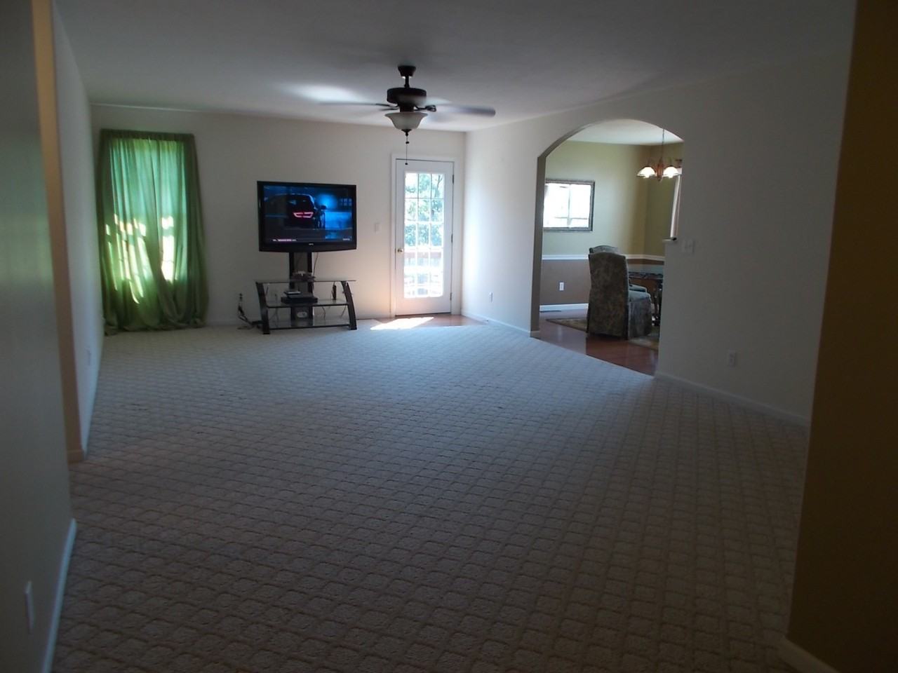 23252 Righteous Ln - Photo 3 of 17