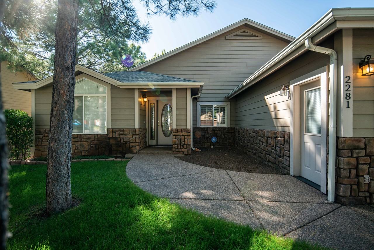 2281 North Ricke Lane - Photo 3 of 34