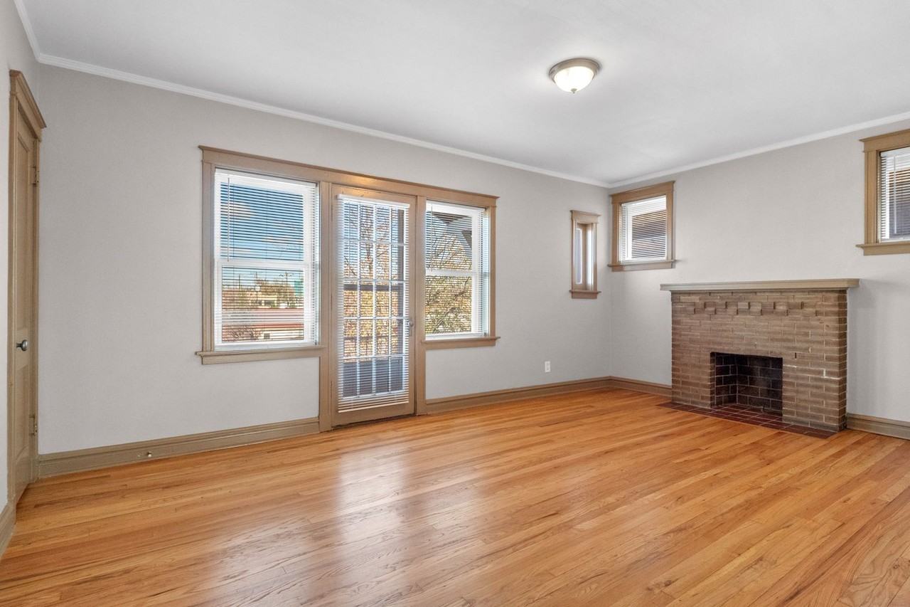 4918A Tholozan Ave - Photo 4 of 32