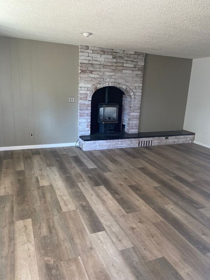 3823 Kelley Dr - Photo 2 of 18