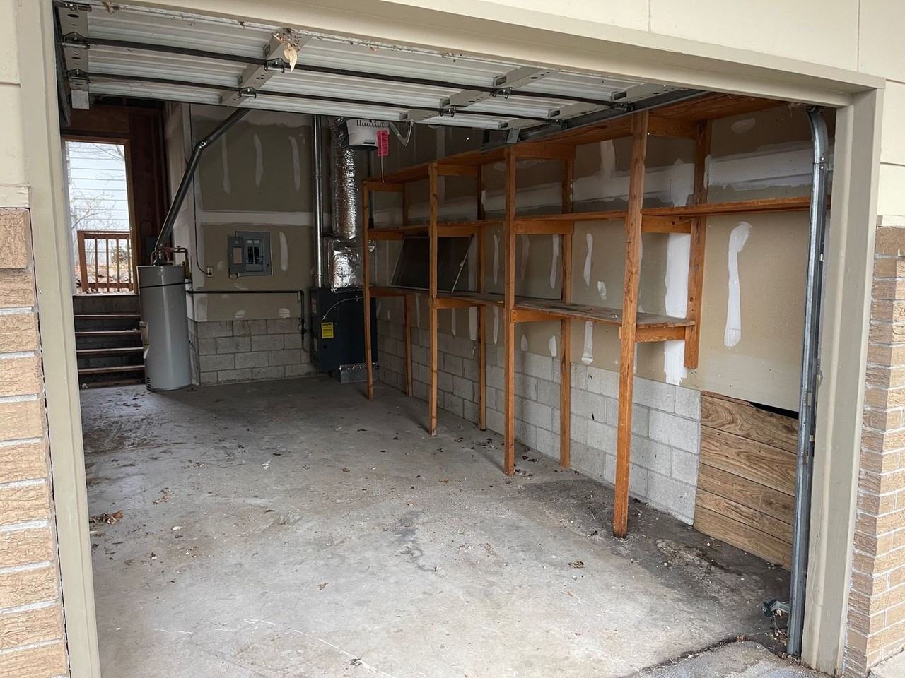 6721 Alva Ave - Photo 3 of 12