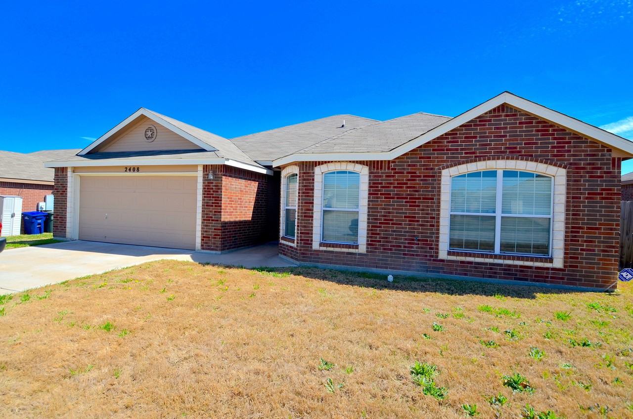 2408 Ryan Dr - Photo 2 of 22