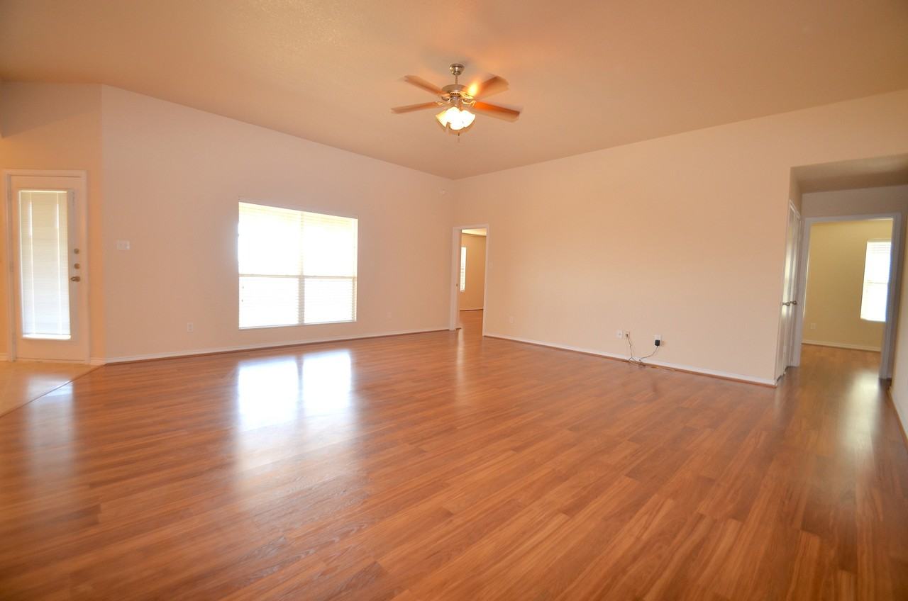 2408 Ryan Dr - Photo 5 of 22