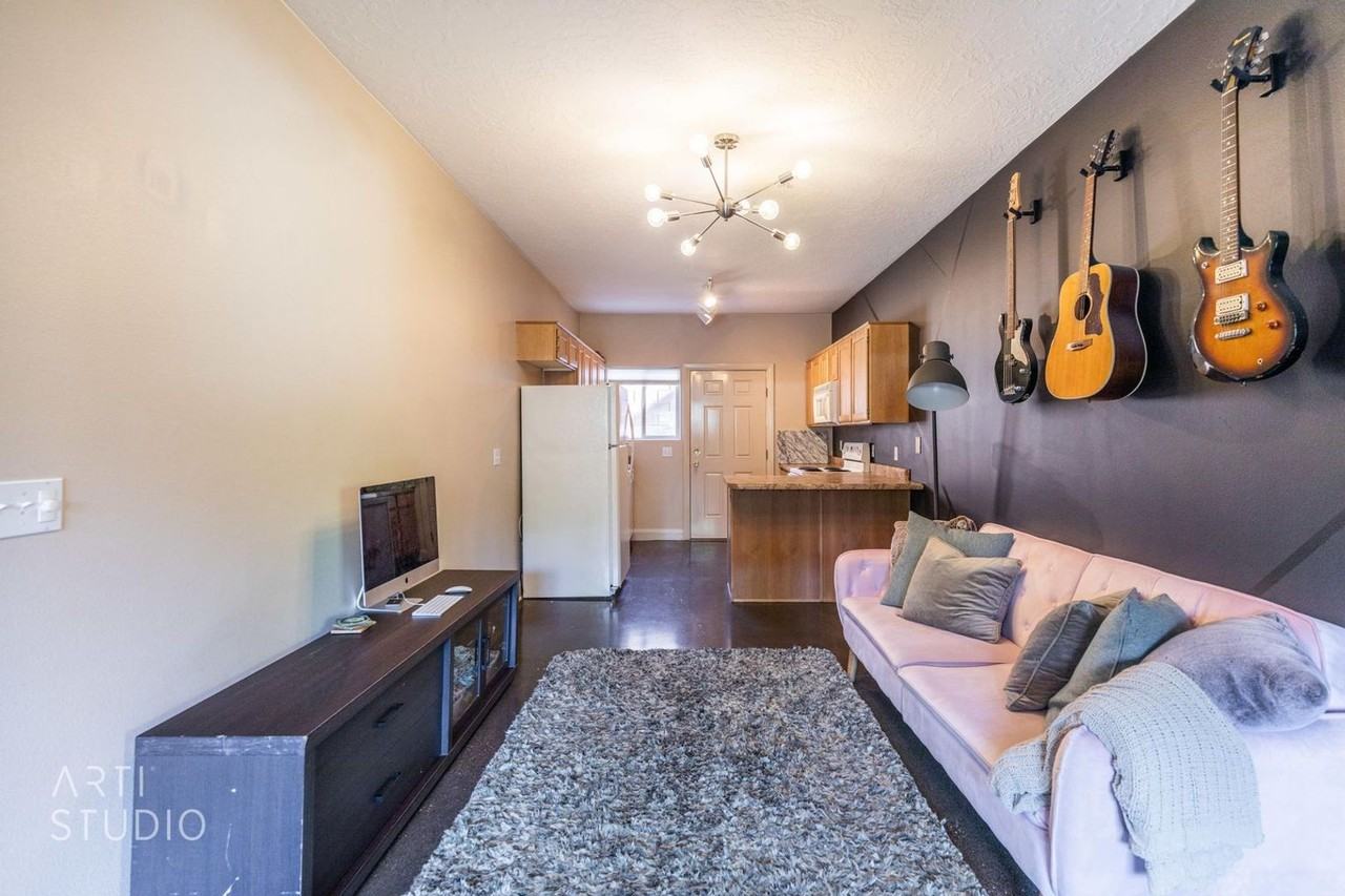 700 N Main St - Photo 6 of 26