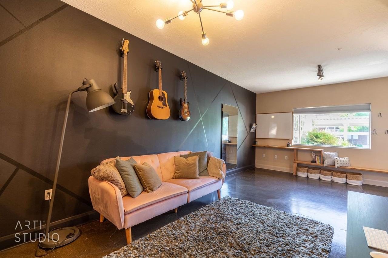 700 N Main St - Photo 7 of 26